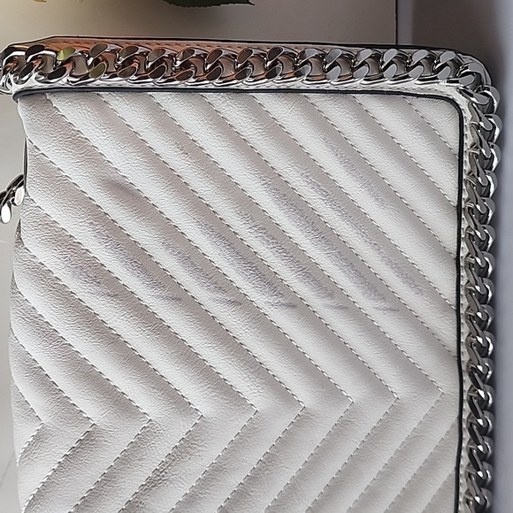 NWT. Aldo White Purse. - Picture 2 of 16